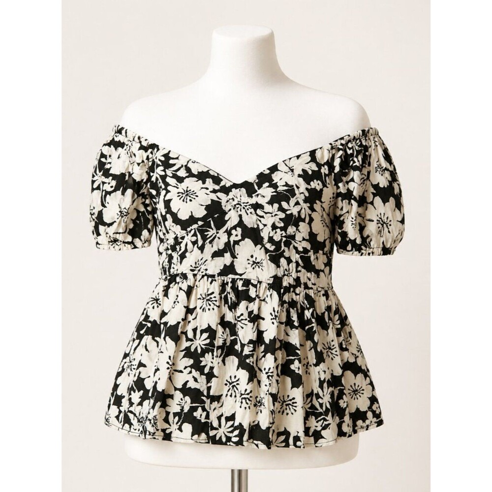 Loft Off Shoulder Top Black & White Size Small NWOT